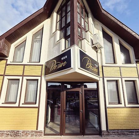 Dezire Guesthouse Baile 1 Mai Exterior photo