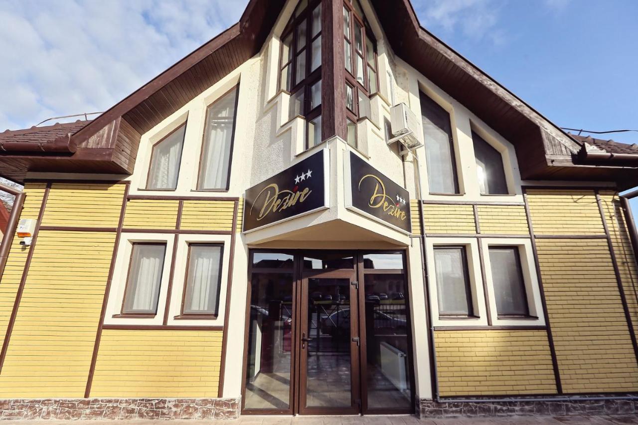 Dezire Guesthouse Baile 1 Mai Exterior photo